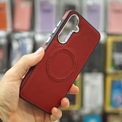 Луксозен кожен калъф с Magsafe за Samsung Galaxy A25 червен отстрани