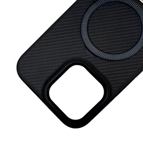 Премиум карбонов калъф за iPhone 16 черен защита камера