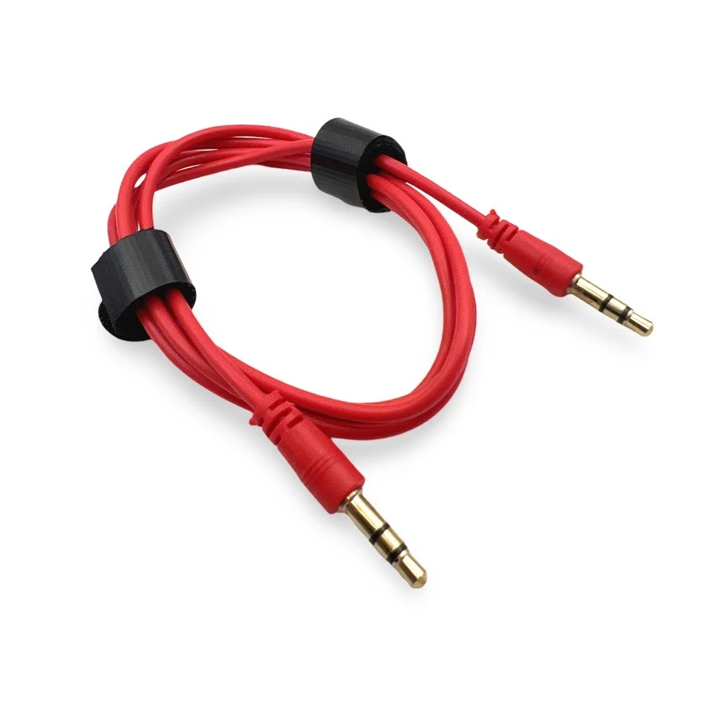 AUX-11 кабел за музика 1M – Бял