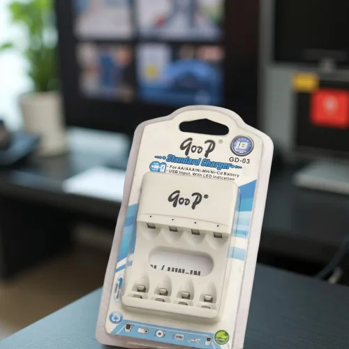 GOOP Standard Charger GD-03 – Бързо зарядно за AA/AAA Ni-MH/Ni-CD батерии, с интелигентна защита