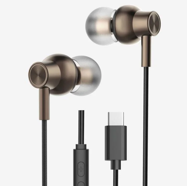 LELISU LS-729 – Черен Жични слушалки с USB Type-C, HD микрофон и управление
