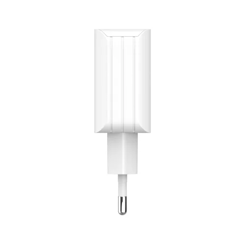 LINK★STAR TC-9 3.0A Бързозаряден USB Адаптер 220V – Бял