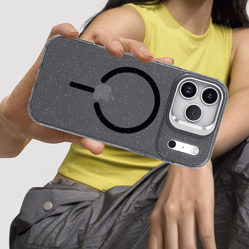 Луксозен калъф с Magsafe за iPhone 18 Pro Max черен прозрачен