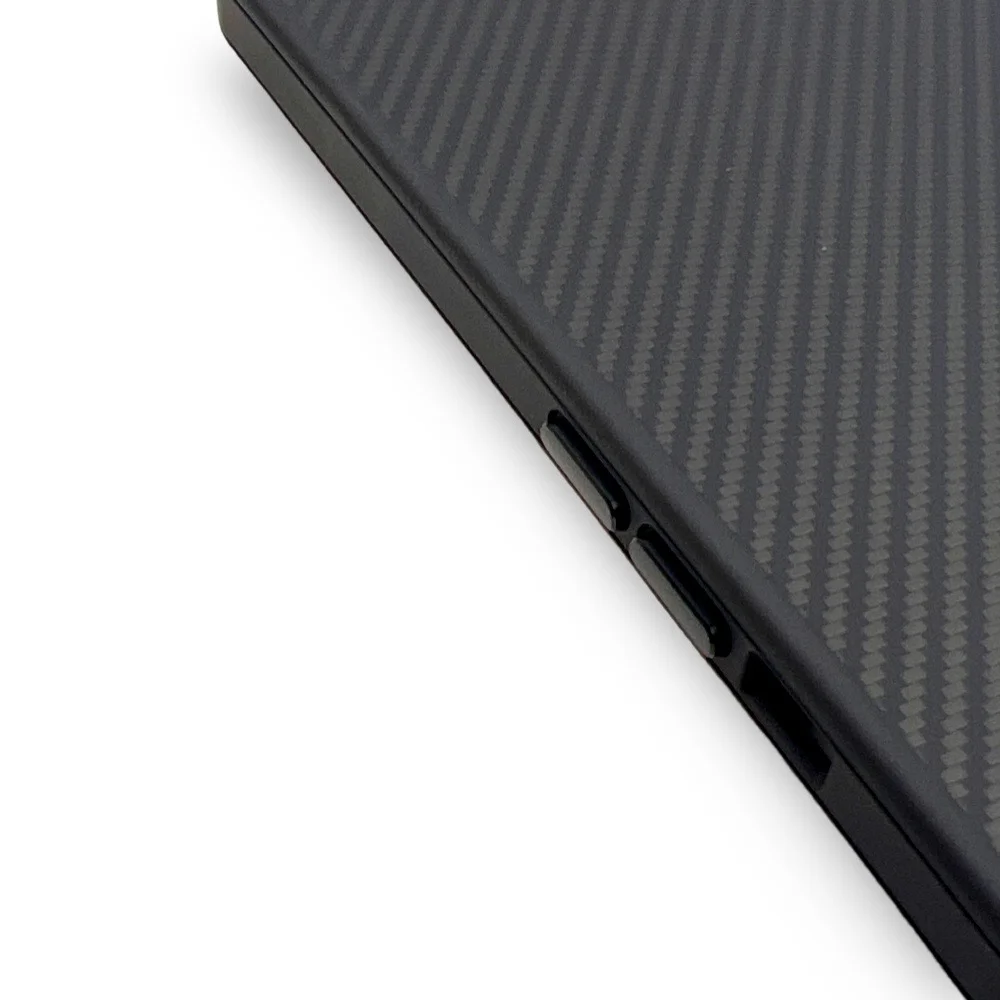 Premium Carbon Case TP-103 за iPhone 16 Plus – Space Black