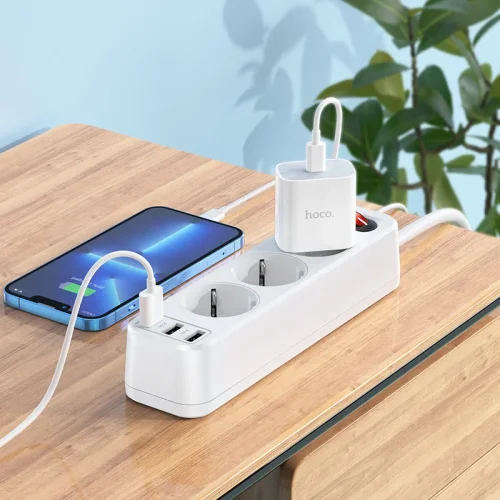 Разклонител HOCO NS2 с 3 гнезда + 3 USB порта 2.4A 4000W – Бял