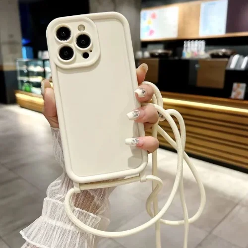 TP-16 Силиконов калъф с връзка за iPhone 15 Pro – Бял