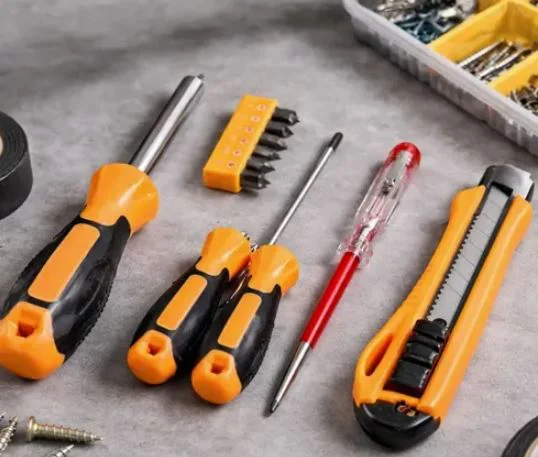 WENEED WD-6063 Комплект инструменти 5 в 1 с 6 сменяеми бита, тестер и макетен нож